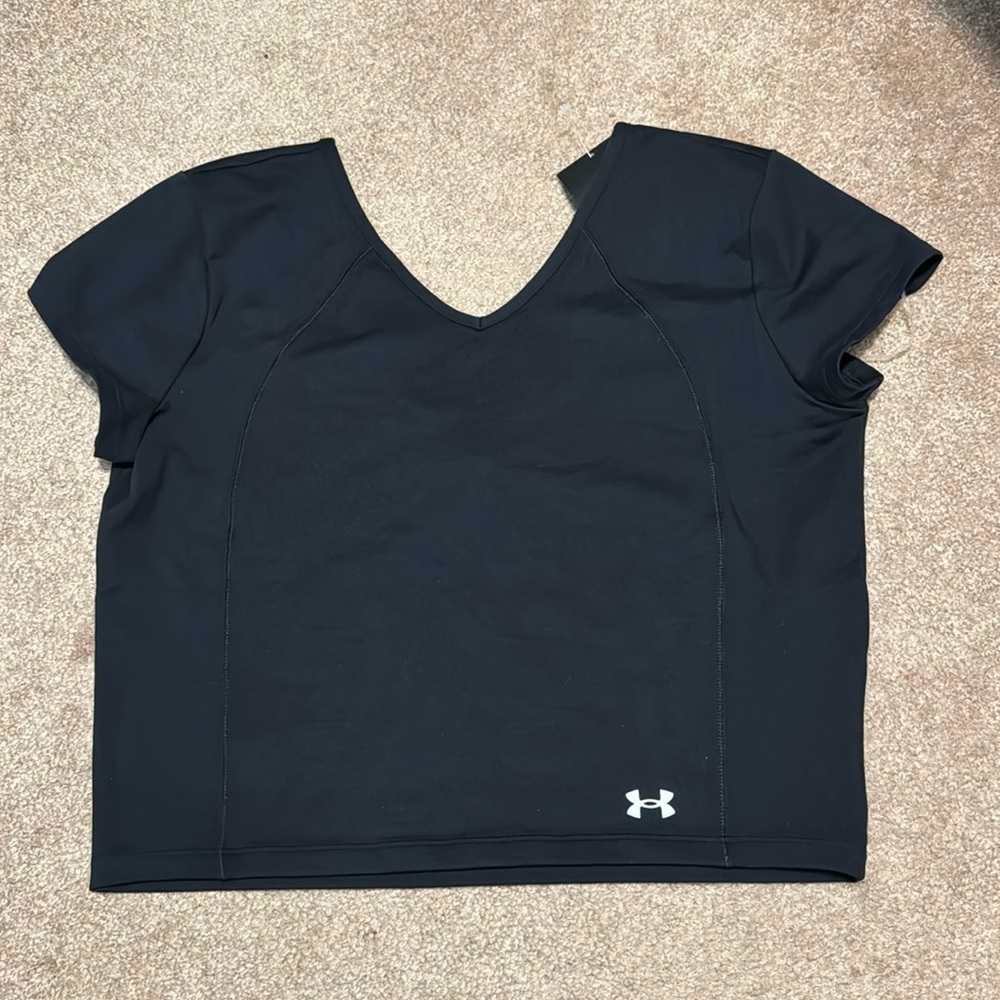 Under armour movement crop tee size L